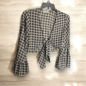 Audrey 3+1 Cropped Tie Front Lightweight Boho Print Bell Sleeve‎ Top